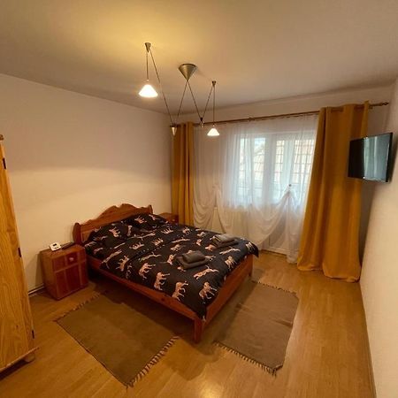 Apartament Zărneşti Eksteriør bilde