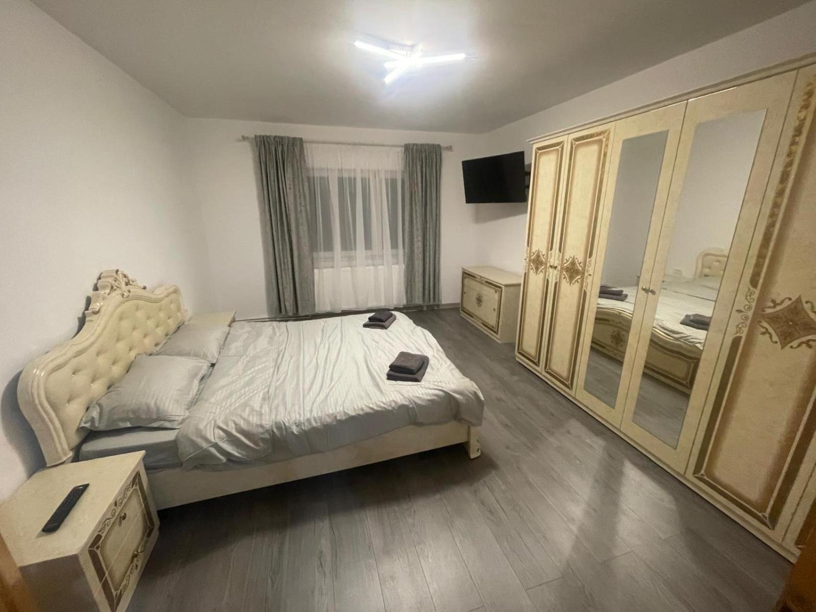 Apartament Zărneşti Eksteriør bilde