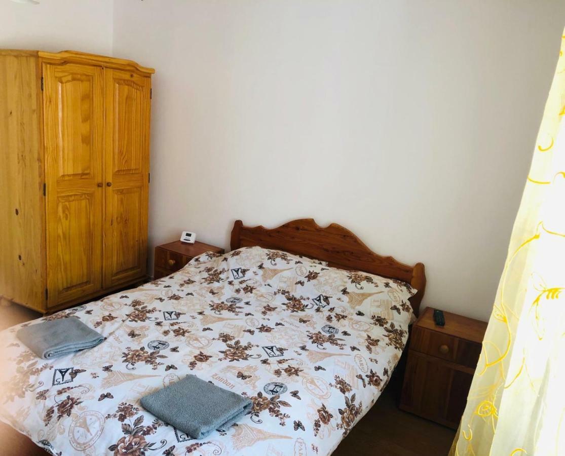 Apartament Zărneşti Eksteriør bilde